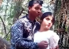 jungal me mangel know house-servant with girlfriend
