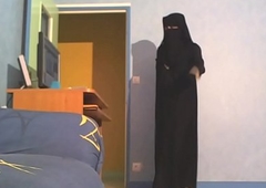 downcast danse en niqab